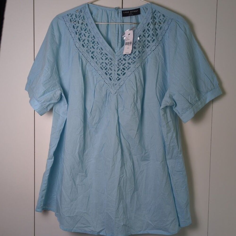 Lane Bryant Blue 14/16 Cotton Short Sleeve Top VNeck Eyelet Embroidery Woman